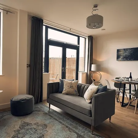 Herongate Apartments Hungerford Room photo