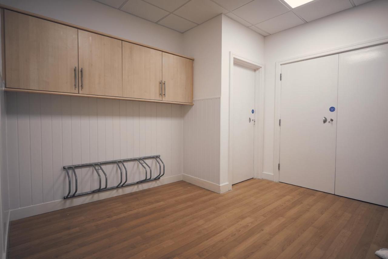 Herongate Apartment *