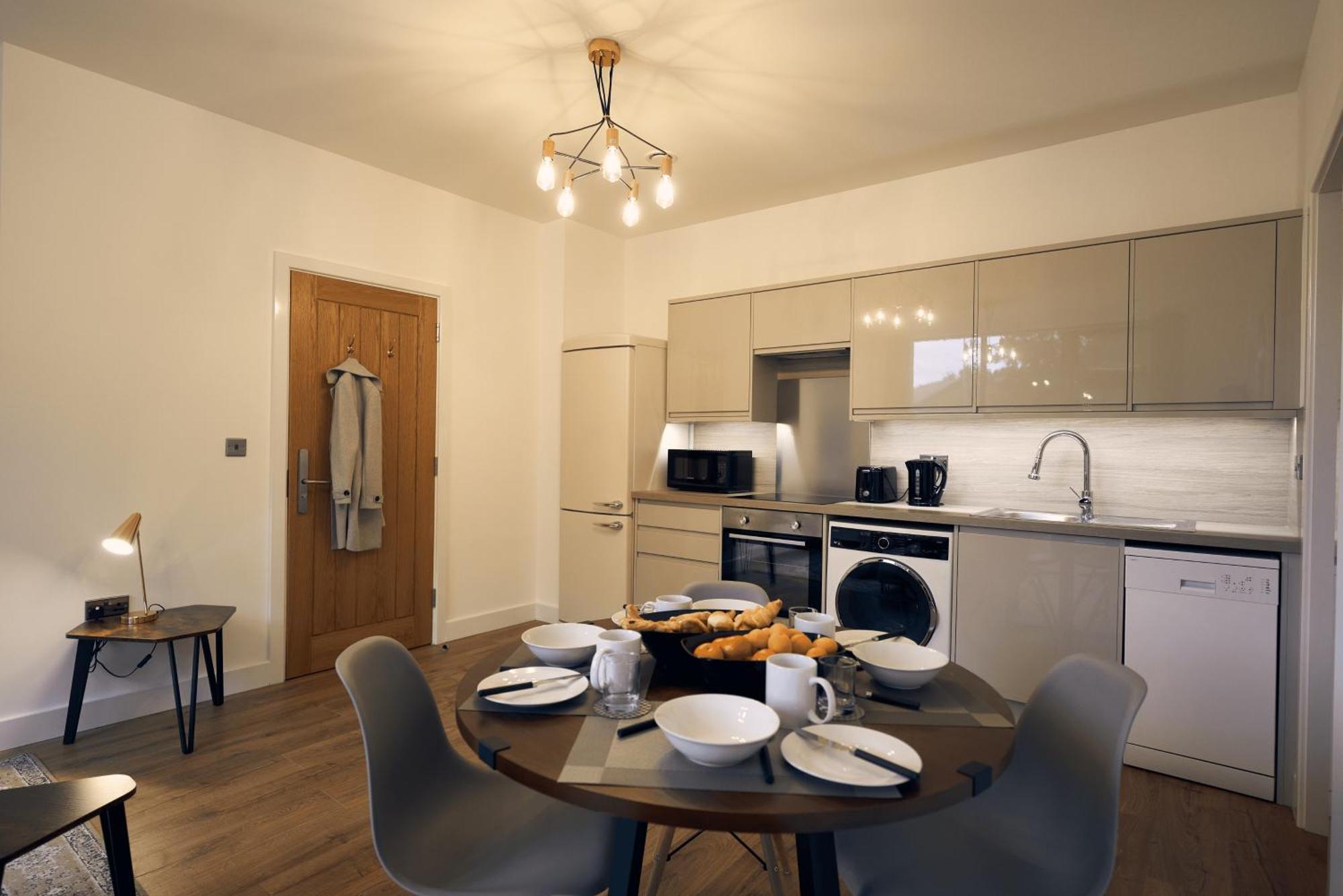 Herongate Apartment *