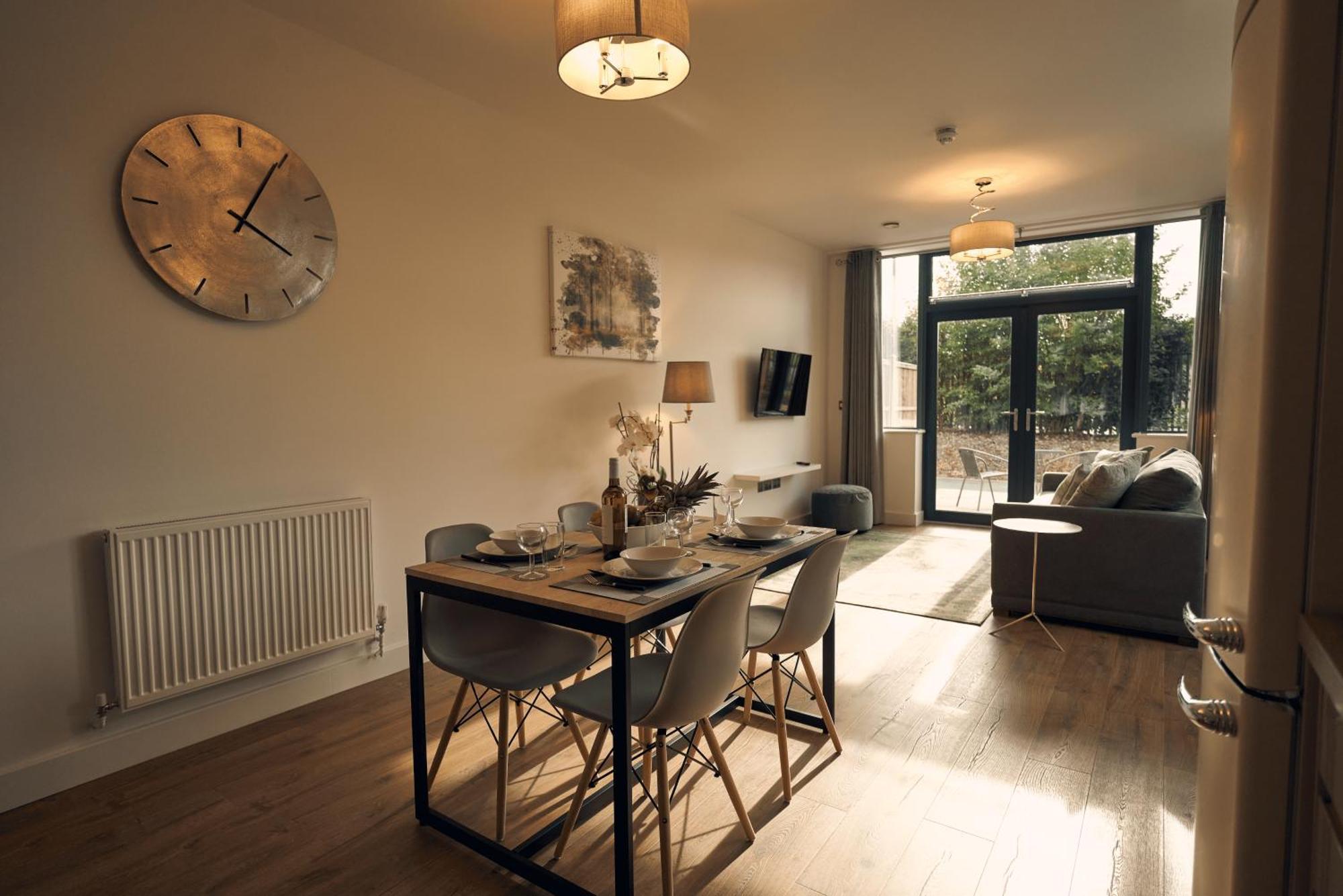 Apartment Herongate Hungerford