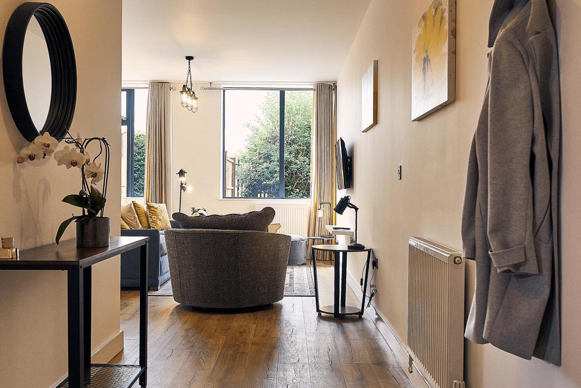 Herongate Apartment